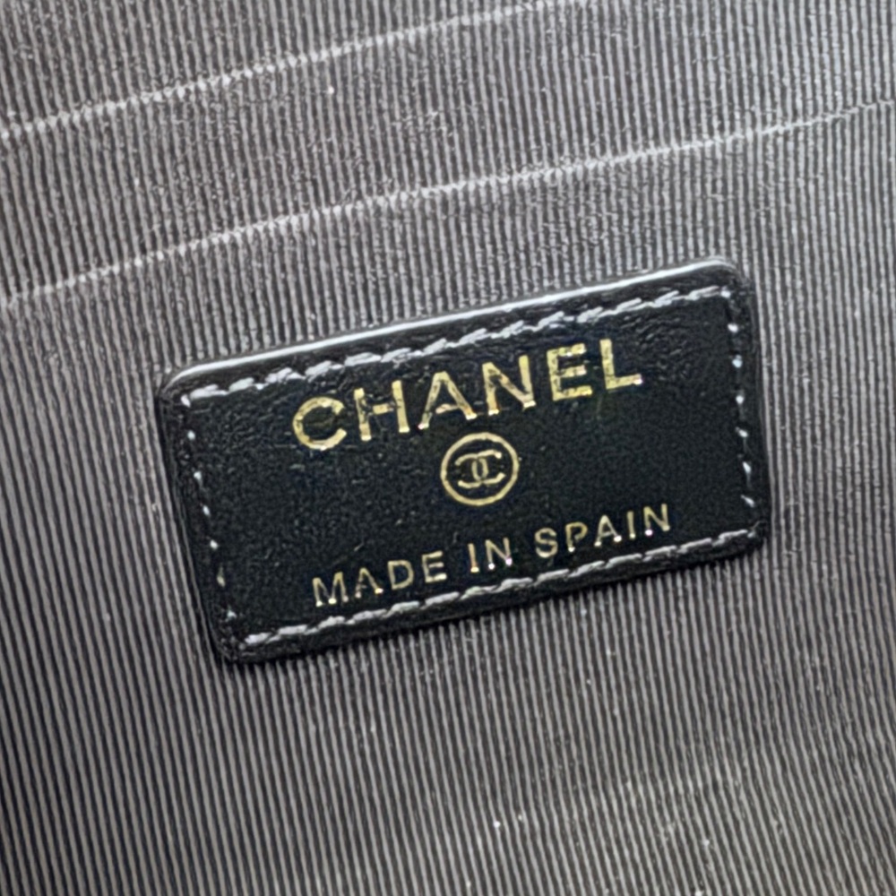 CHANEL Caviar Quilted Small Boy Pouch Case Black - Picture 2 of 9